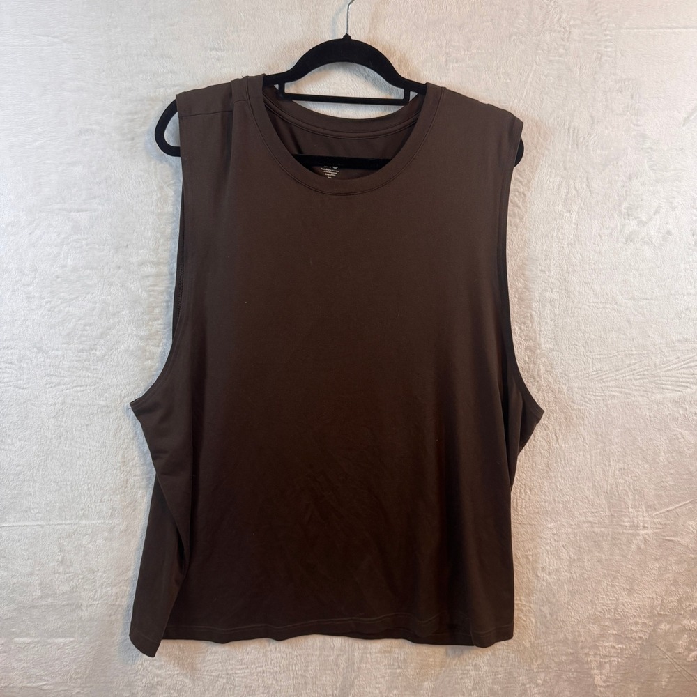 Alo Yoga Muscle Tank Dropped Armhole XL Espresso Brown‎ Mens